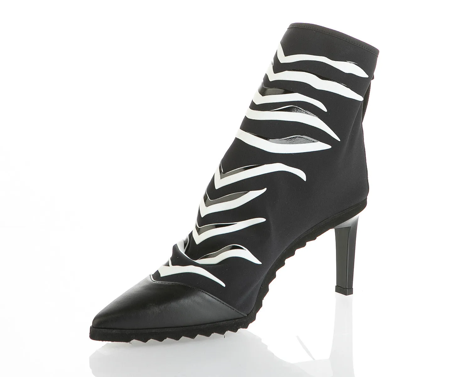 7033 Loriblu Bootie / Black-White