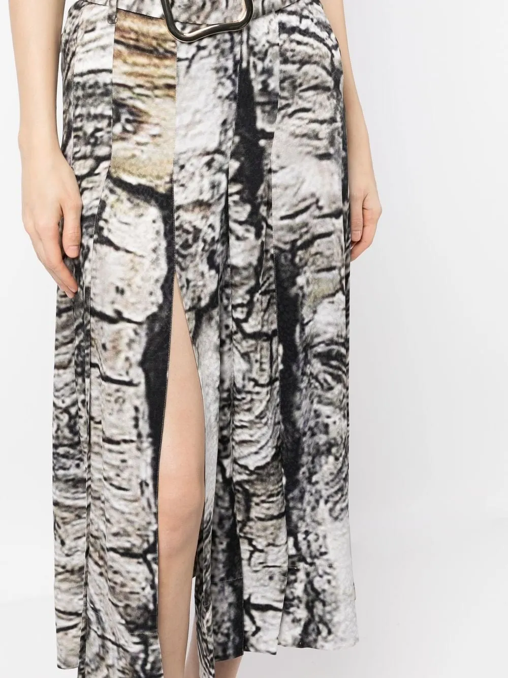 BARK PRINT PLEATED BELTED SKIRT