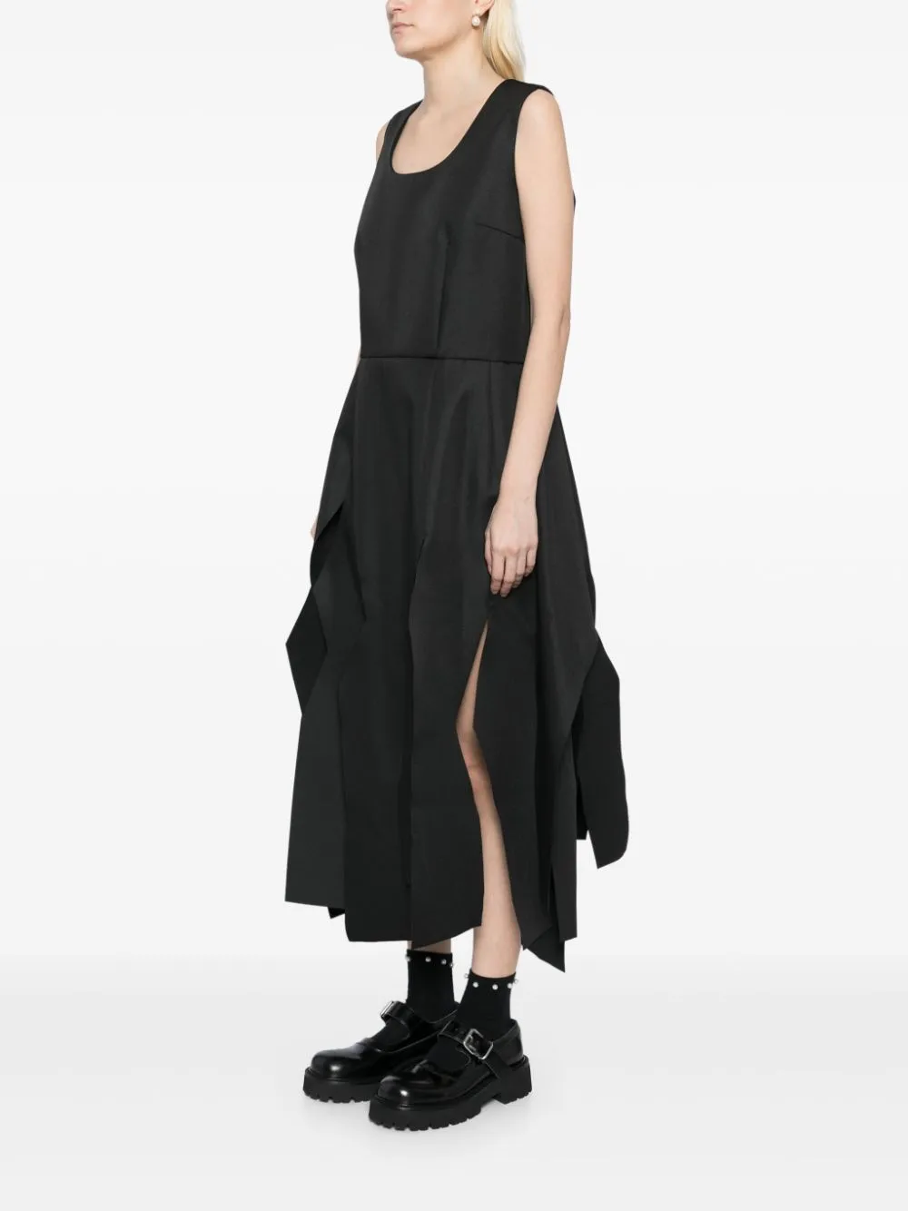 Pleated Hem Sleeveless Dress