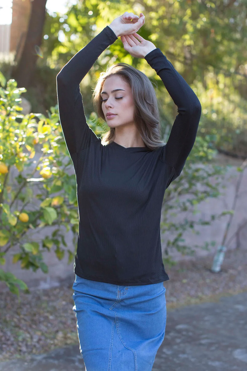 Ribbed V-neck Tees- Long Sleeve